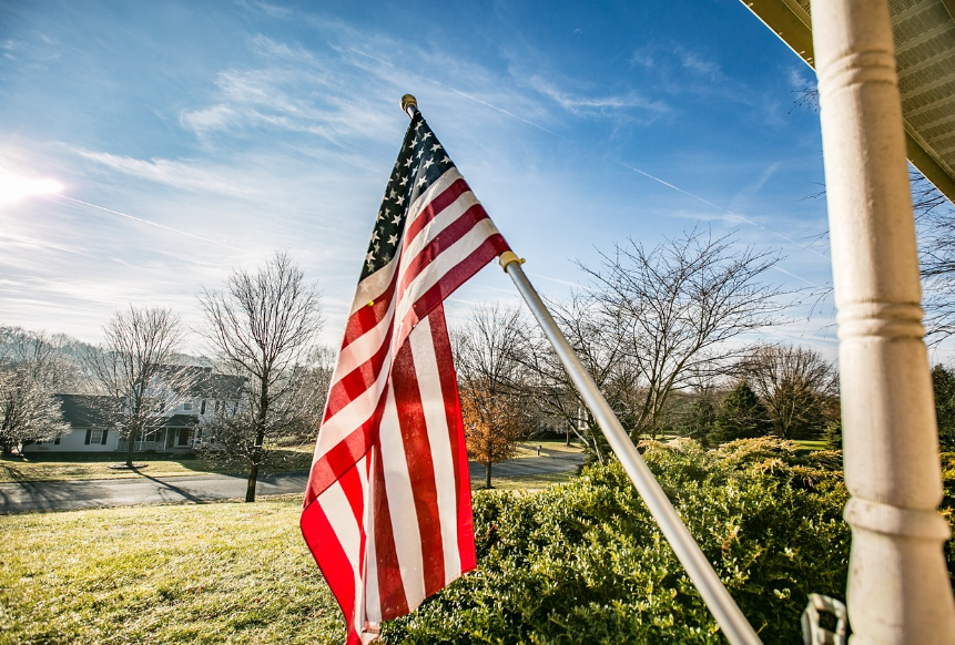 美國大規(guī)模驅(qū)逐非法移民，一場震動(dòng)社會(huì)的風(fēng)暴